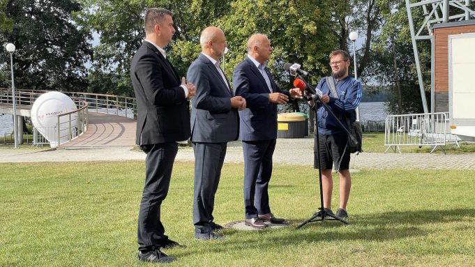 Krzysztof Lis wspiera Jana Kuriatę