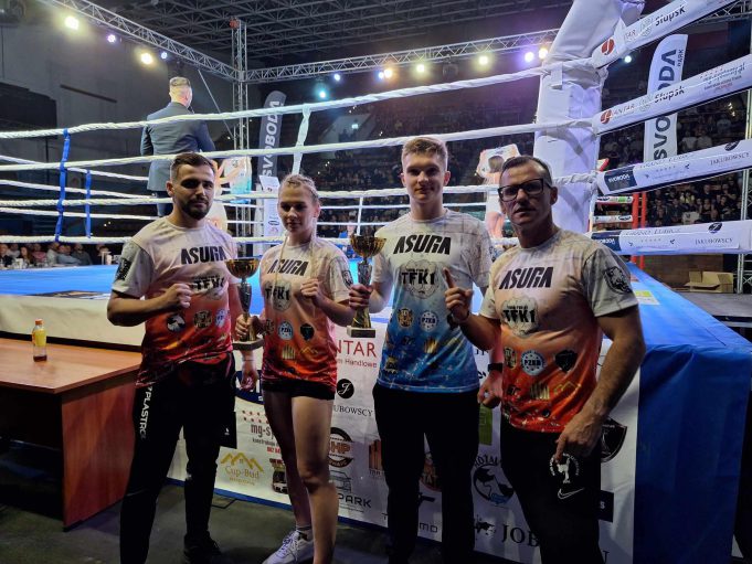 Zawodnicy KSW wygrywają na zawodowym ringu
