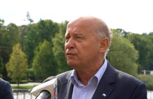 Starosta wspiera Jana Kuriatę – niezależnego kandydata do Senatu