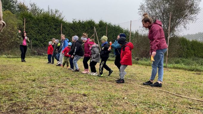 Piknik pieczonego ziemianka w Starym Grabiążu