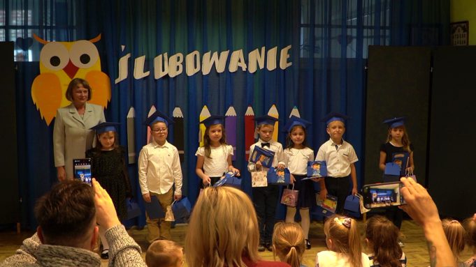 Ślubowanie w Szkole Podstawowej w Parsęcku