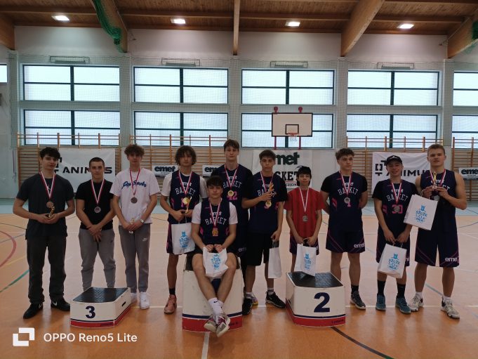 Emet Basket zwycięża na Festiwalu Koszykówki
