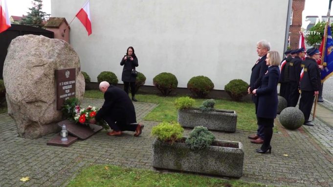 W Barwicach otwarto kapsułę czasu