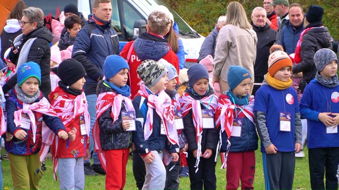 Dzieci i młodzież biegli dla Niepodległej w Szczecinku