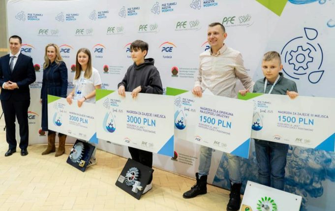 Kolejny sukces uczniów ZST i CEEiRJ