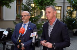 Krasnoludek musi opuścić zajmowany lokal