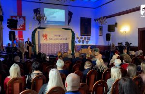 Spotkanie starosty z przedstawicielami NGO