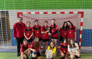 Dziewczęta z SP6 najlepsze w szczypiorniaka