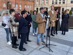 Komitet Douglasa z poparciem Trzeciej Drogi