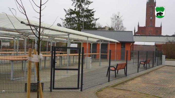 PSZOK w pełni gotowy, targowisko z jedną poprawką