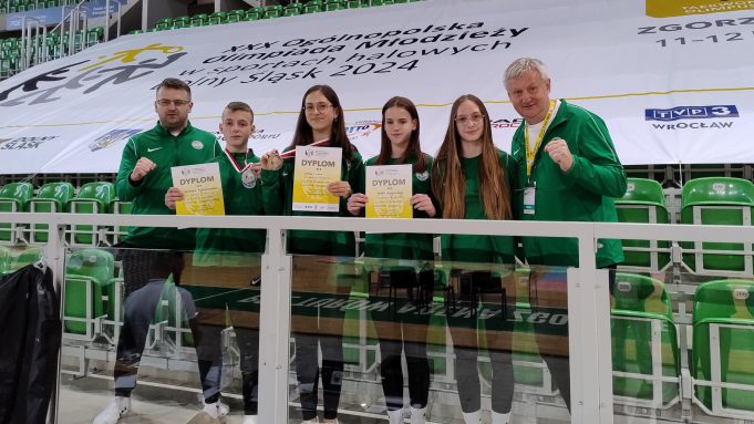 Borne Sulinowo taekwondo stoi