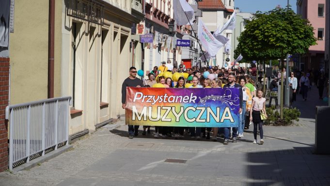 Przystanek Muzyczna ponownie na ulicach Szczecinka