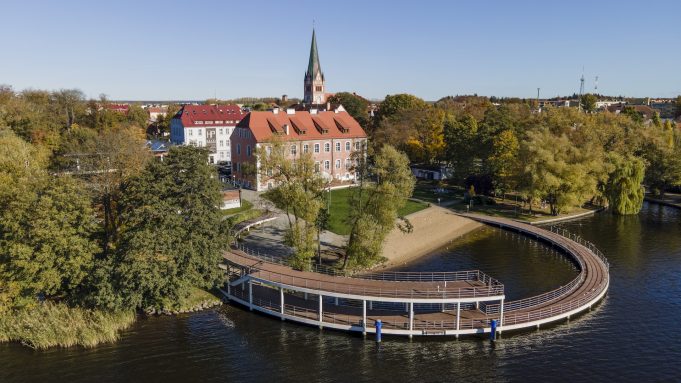 Na zamkowy pomost wróci porządek
