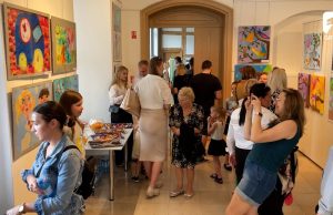 Kolorowy świat wyobraźni – wernisaż Waloru