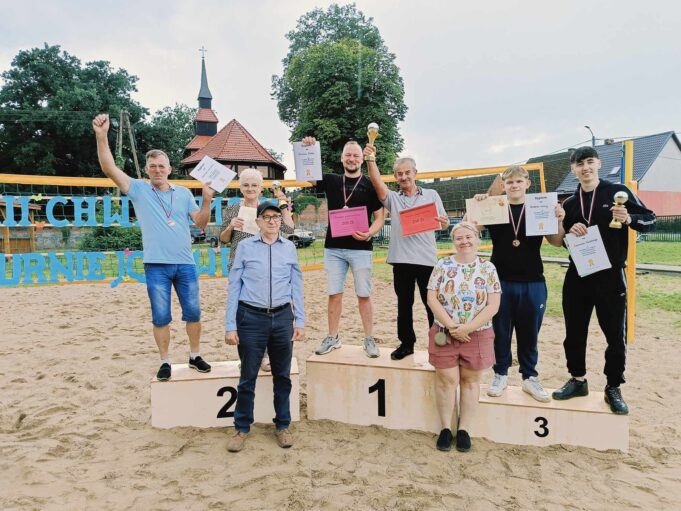 Integracja na pierwszym miejscu – chwalimskie rozgrywki gry w bule