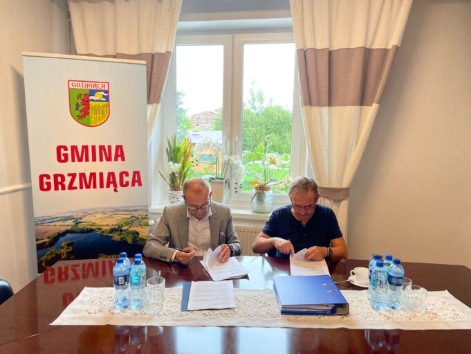 Umowa podpisana – rusza budowa remizy i siedziby sportowego klubu w Krosinie