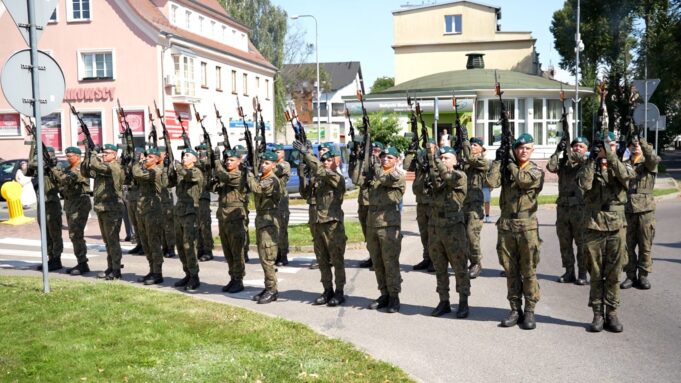 Podniosłe obchody przy pomniku Józefa Piłsudskiego