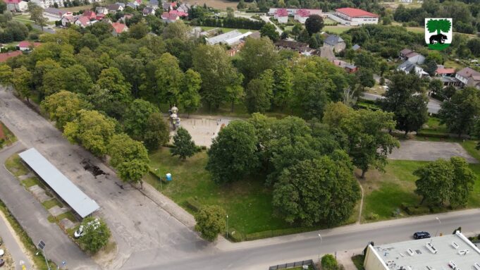 Rewitalizacja zabytkowego parku w Barwicach