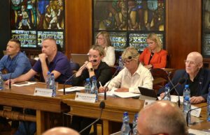 Sesja pełna kontrowersji, blamaż większości radnych