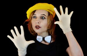 Od próby do premiery – najnowszy projekt borneńskiej Biblioteki