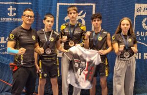 Młodzież z KSW Szczecinek oddała sportowy hołd Mistrzowi