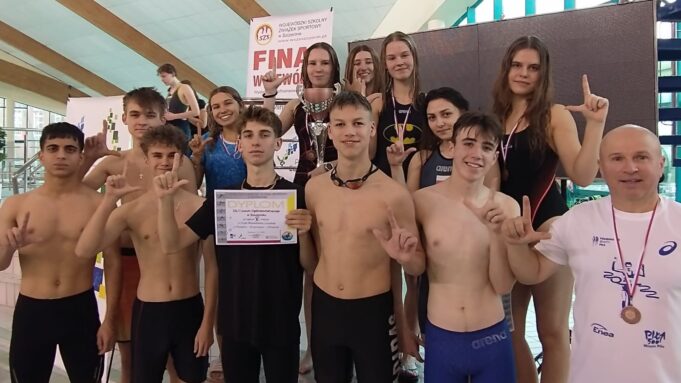 Szczecinecka młodzież pływa doskonale