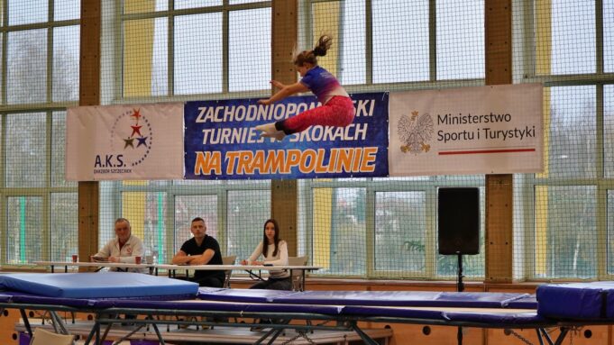 Młodzi akrobaci walczyli nad Trzesieckiem