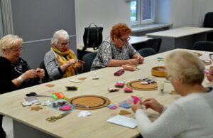 Warsztaty świąteczne w Strefie Aktywnego Seniora