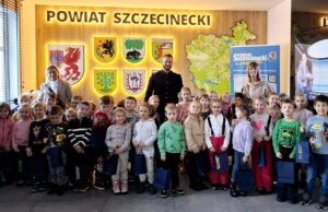 Czy Powiat płaci za budowę tej drogi… no… S11?