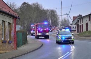 Strażacki Konwój Świętego Mikołaja i jarmark świąteczny w Białym Borze