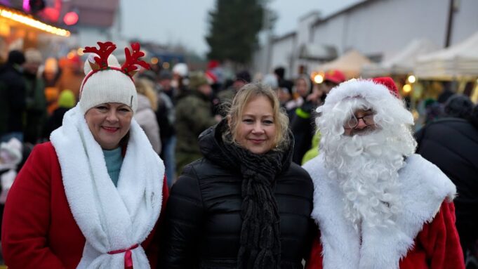 Strażacki Konwój Świętego Mikołaja i Jarmark świąteczny – Borne Sulinowo