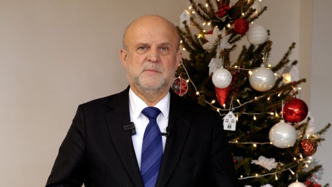 Życzenia świąteczne – Krzysztof Lis, Starosta Szczecinecki