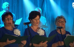 Biała ziemia – Chwytaj Dzień – Koncert Świąteczny w Barwicach