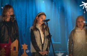 Przekażmy sobie znak pokoju – SP Stary Chwalim – Koncert Świąteczny w Barwicach