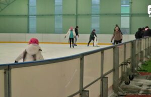 Pożegnaj ferie na lodowisku!