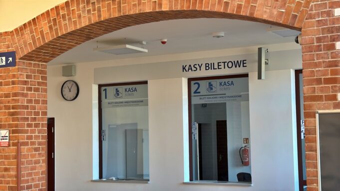 Na dworcu będą funkcjonować kasy biletowe