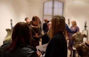 Rzeźby Romualda Wiśniewskiego w Galerii Sztuki Zamek