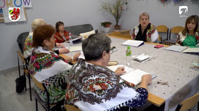 Stroje ludowe dla gminnych zespołów