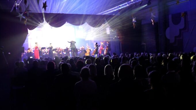 Gala Operowa w Kronospan Design Center