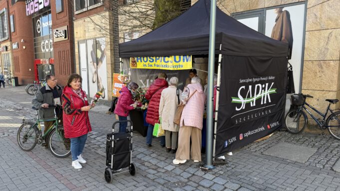 Kobiety Aktywne ponownie wsparły hospicjum