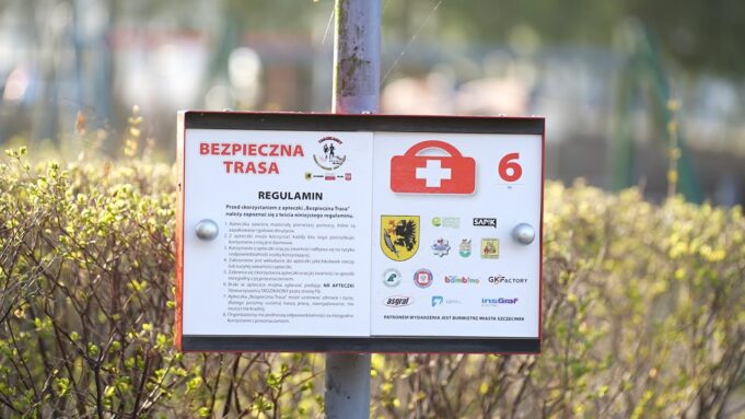 Miasto Szczecinek uzupełniło apteczki na „Bezpiecznej Trasie”