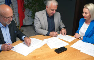 Umowy parafowane – Mechanik dostanie aż 13 mln zł