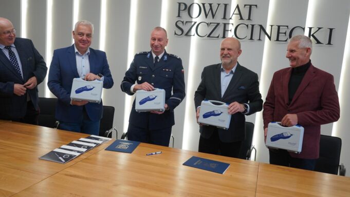 Powiat kolejny raz wspiera policjantów
