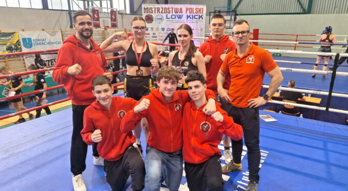 Wojownicy KSW z medalami Mistrzostw Polski