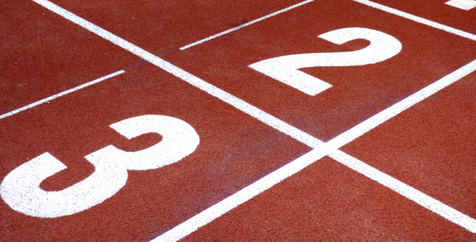 Zespół Szkół nr 2 z nową bieżnią lekkoatletyczną