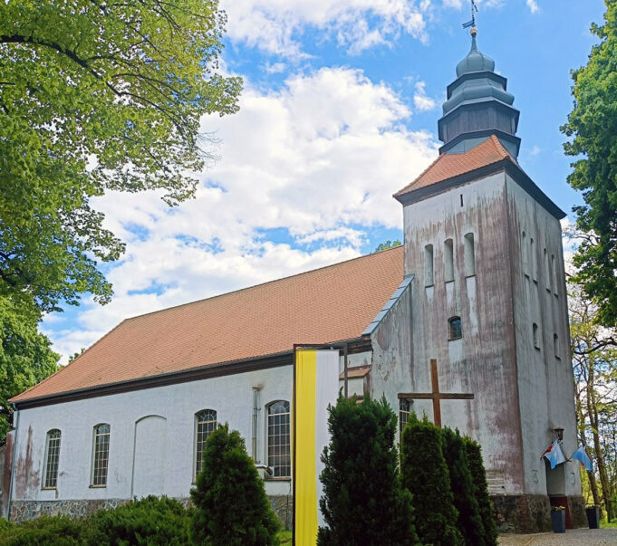 Kościół w Grzmiącej do remontu