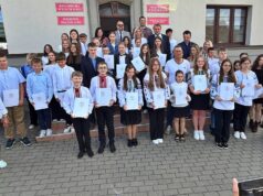 Absolutorium dla burmistrza i nagrody dla najzdolniejszych uczniów