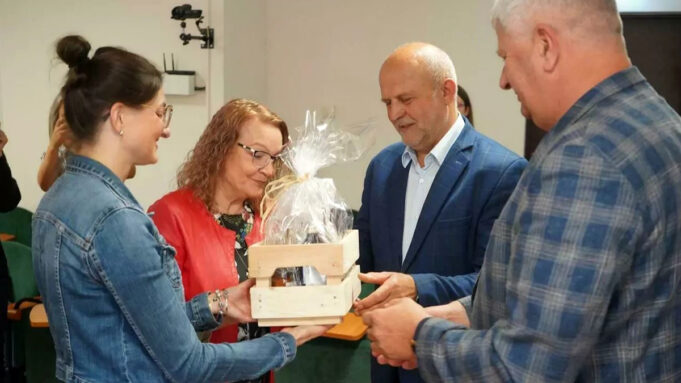 Granty „Działaj Lokalnie” przyznane, umowy podpisane