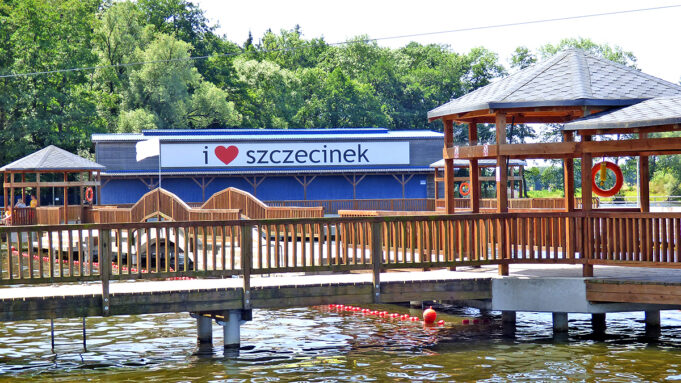 Czysta woda w Trzesiecku – Plaża Miejska zaprasza