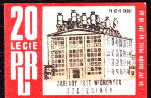 Szczecineckie „płyty” na zapałczanej etykiecie